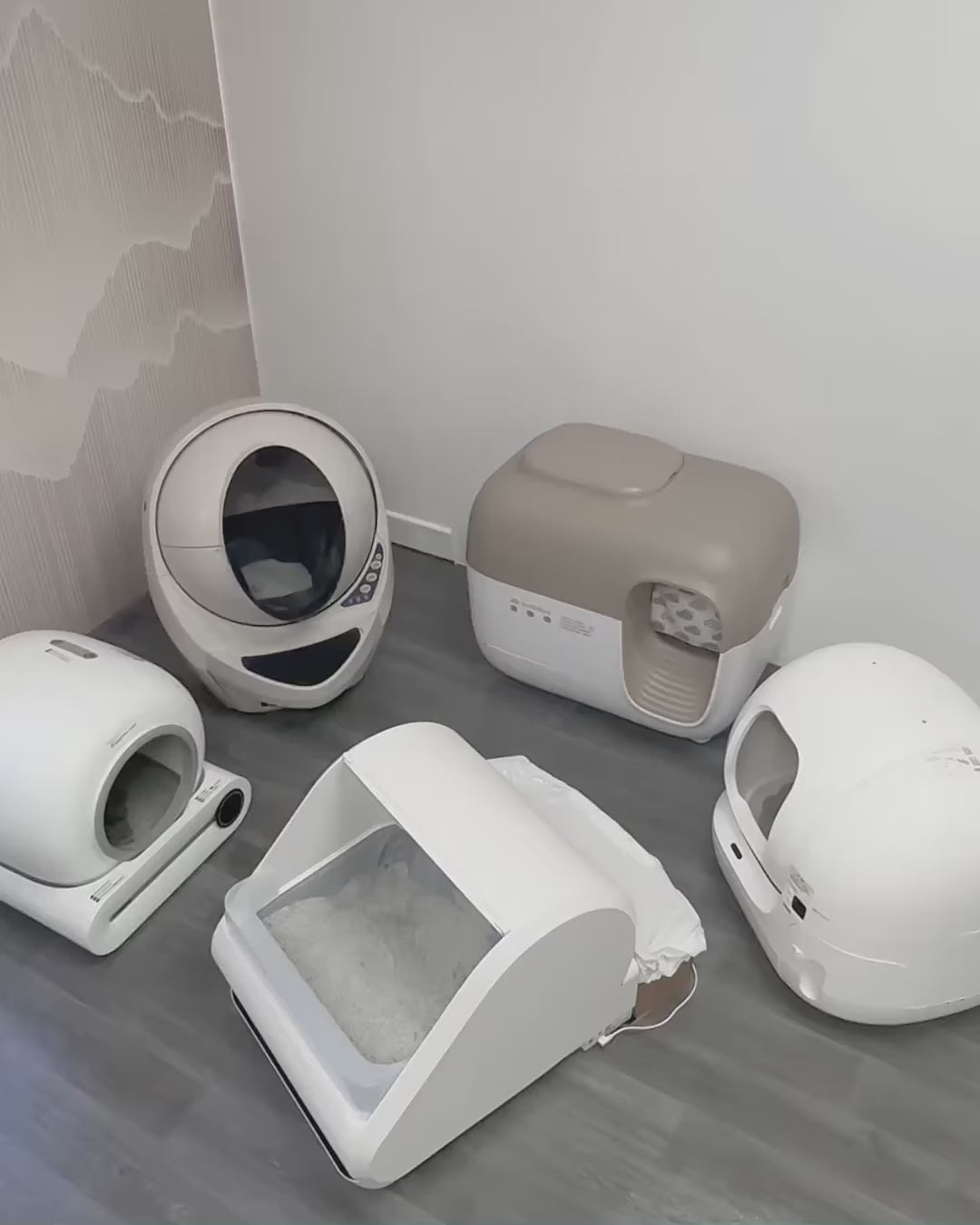 Load video: Reigning champion in receptacle capacity video x5